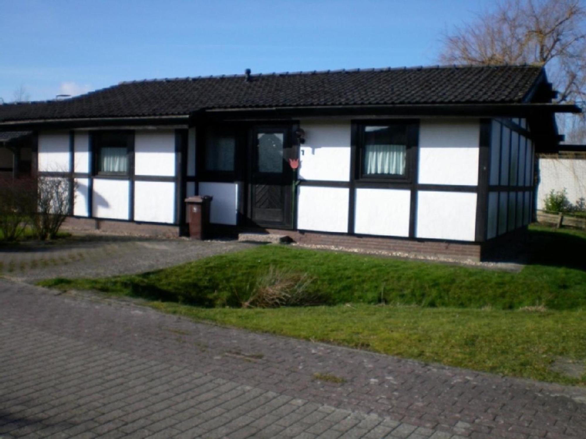 Bungalow M 07 In Burhave Buitenkant foto